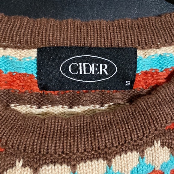 Women’s small cardigan - Picture 3 of 3